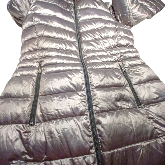 ANDREW Marc Packable Premium Down Jacket - Picture 7 of 15
